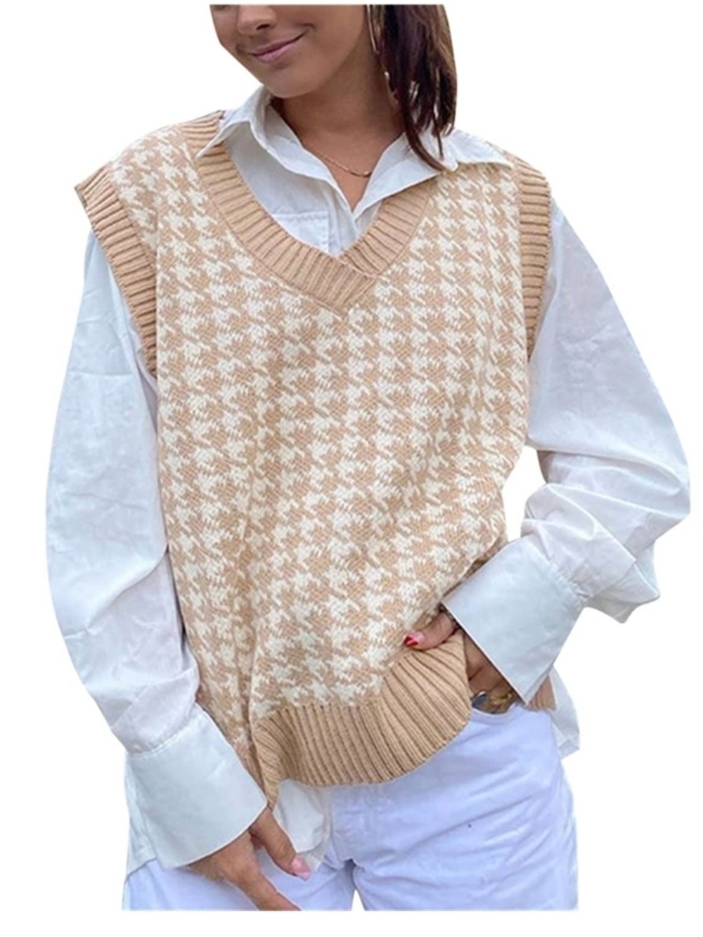 Cream & Beige Houndstooth V-Neck Sweater Vest - Women